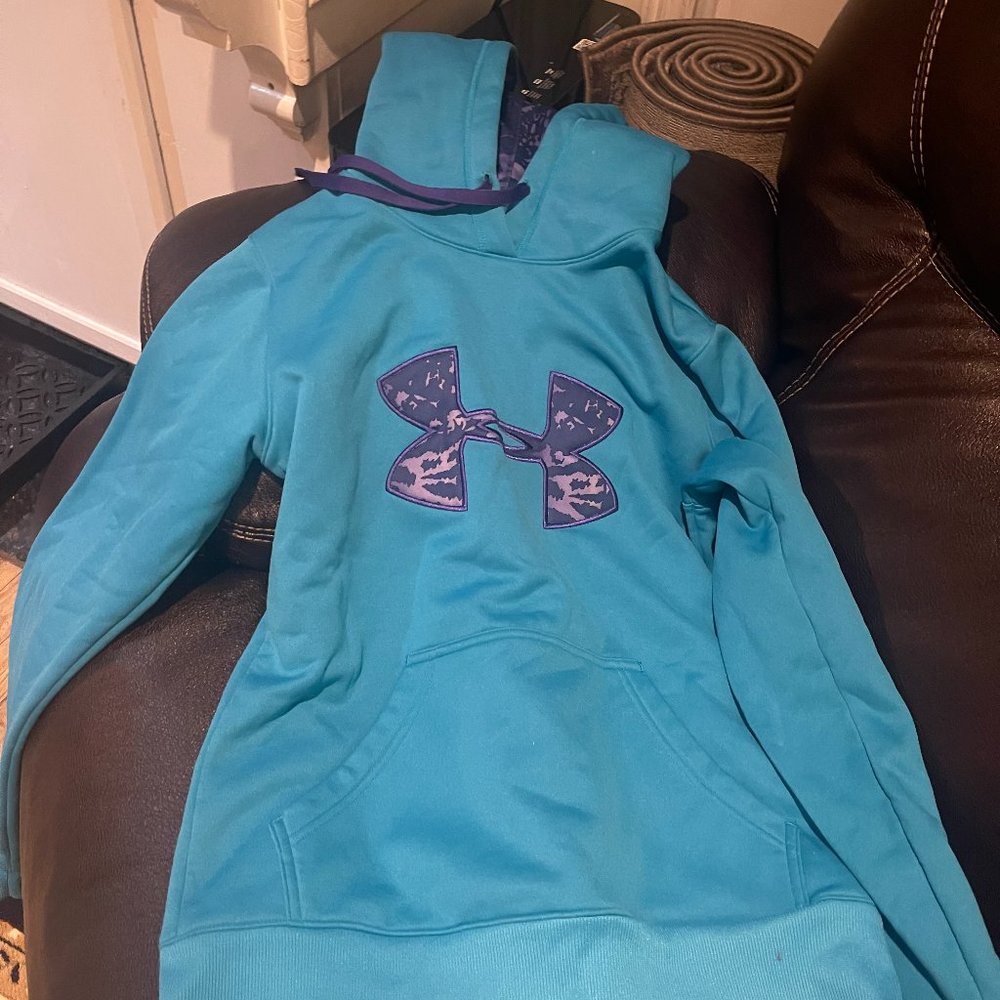 UA Hooded Sweatshirt